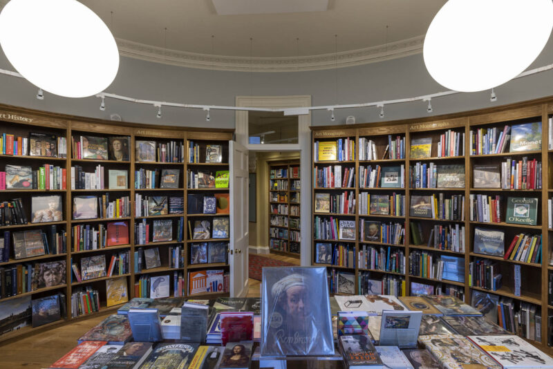 The round room at Topping and Company, booksellers, Edinburgh.